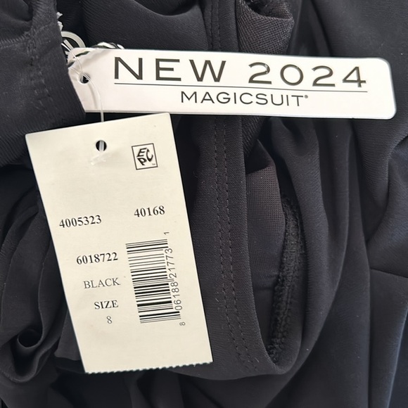 NWT Magicsuit Charmed Life Izzy Tankini Top Women's Size 8 Black - Picture 8 of 10